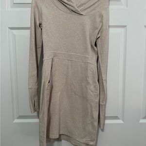 Athleta Oatmeal Heather Power Down Active Yoga Dress Longsleeve Pockets